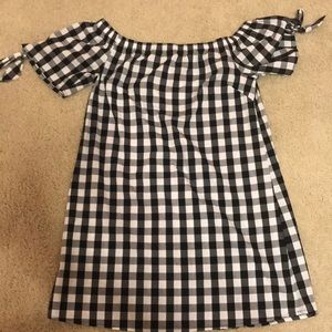 gingham dress ONLY WORN ONCE SMOKE FREE HOME